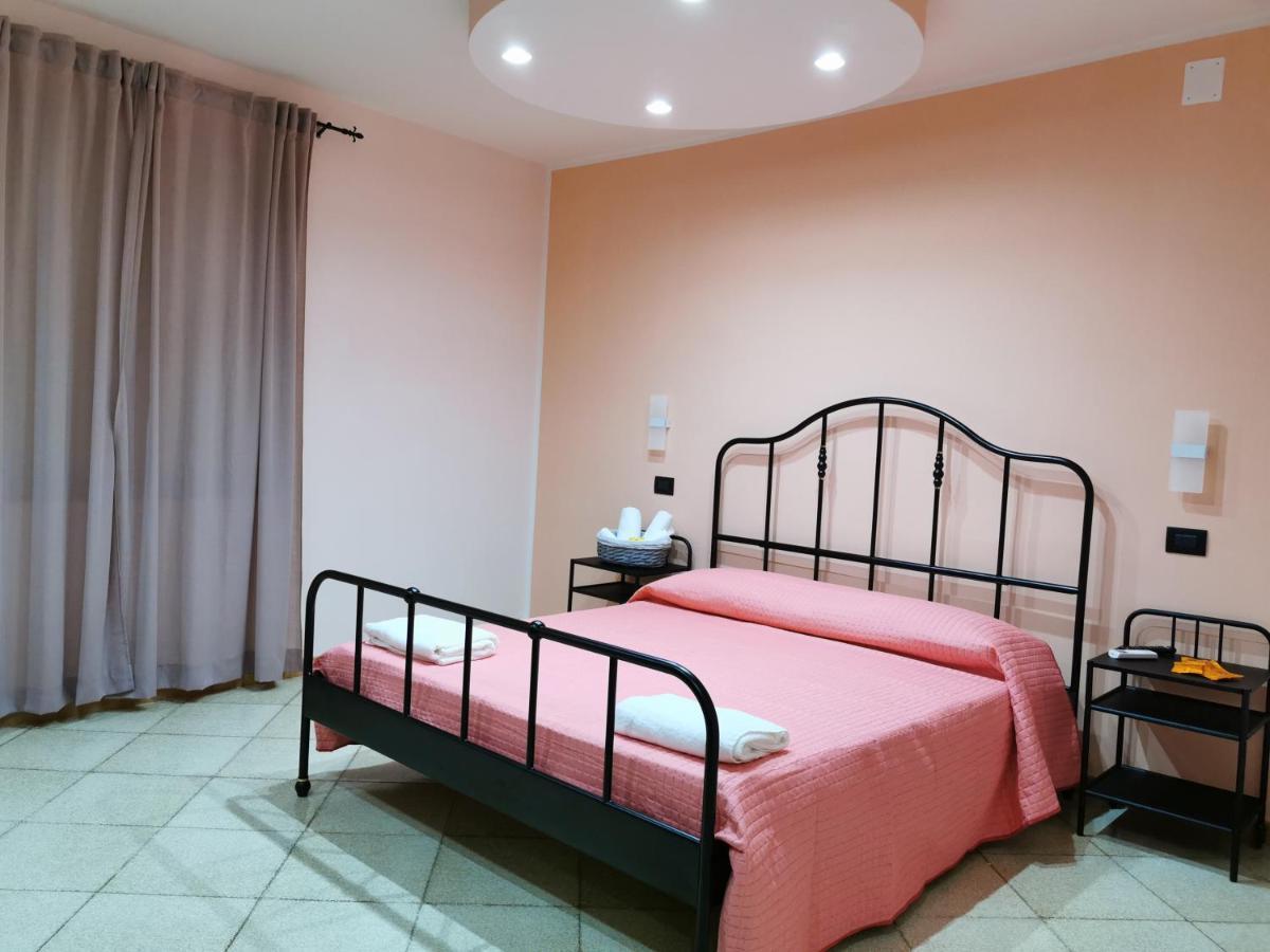 Bed And Breakfast Picentia 19 Pontecagnano Eksteriør bilde